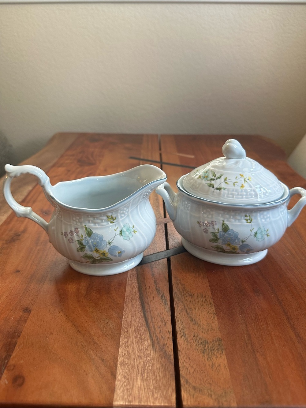 Mikasa “Precious Blue Michelle” D2501 Creamer and Sugar Bowl